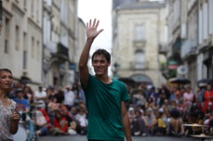 L Homme de la Rue 25 * 5616 x 3744 * (5.84MB)